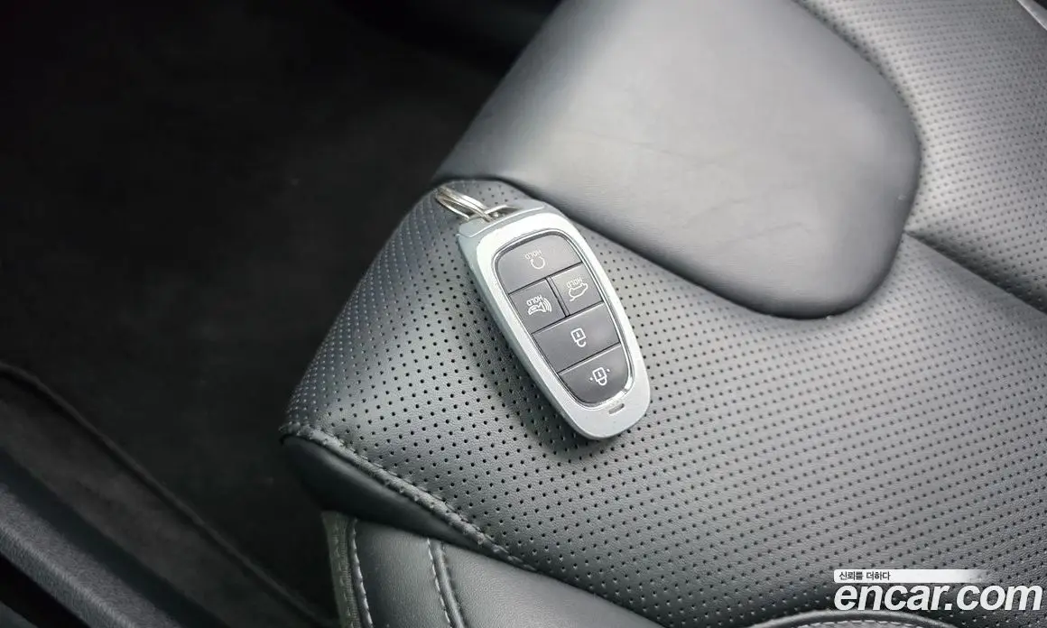 Hyundai Santa Fe 2021 2.2 автомат (гидро), фото 18