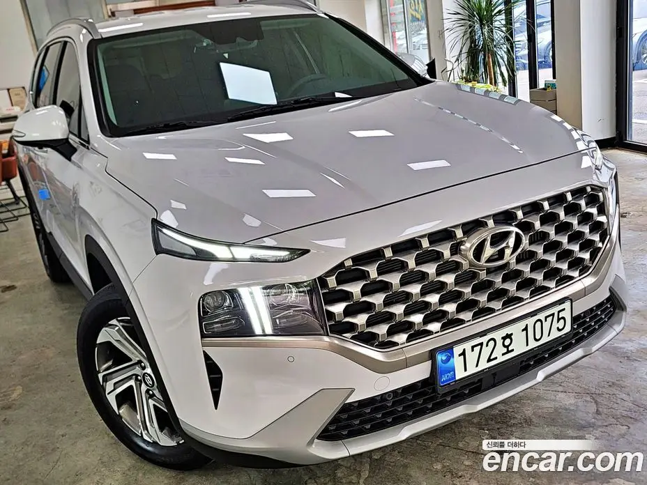 Hyundai Santa Fe 2022 2.2 автомат (гидро), фото 3