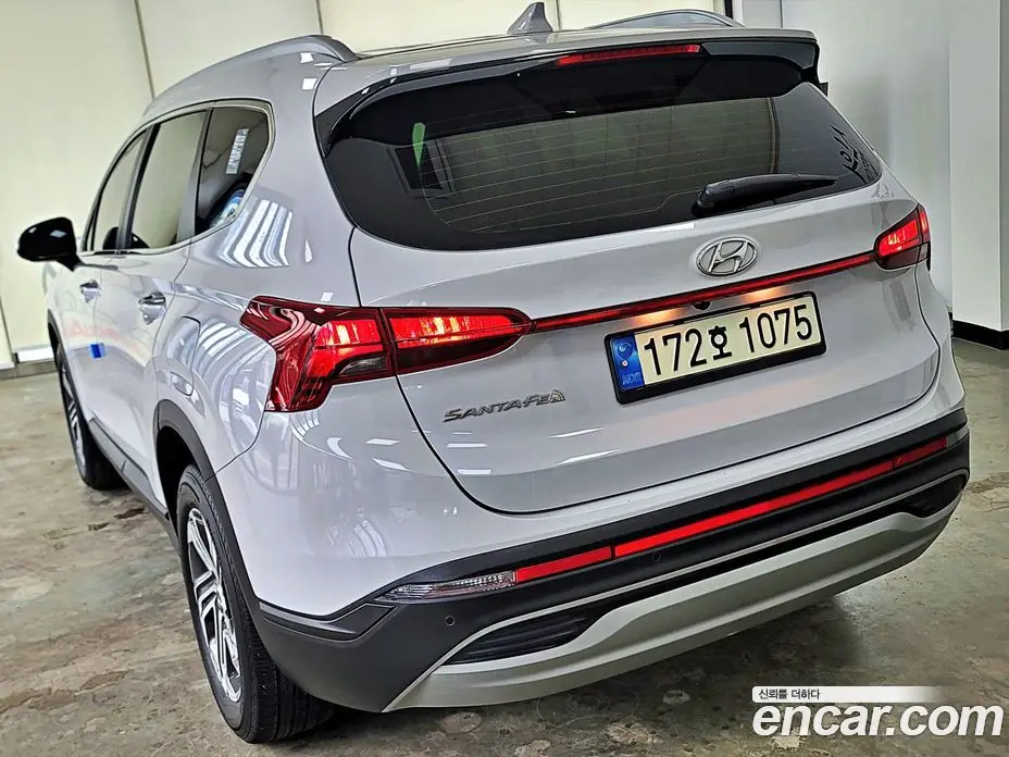 Hyundai Santa Fe 2022 2.2 автомат (гидро), фото 4