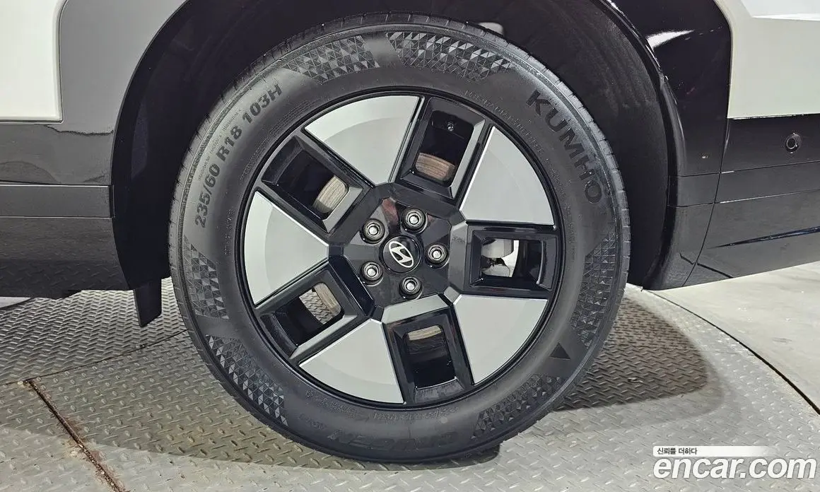 Hyundai Santa Fe 2024 1.6 автомат (гидро), фото 7