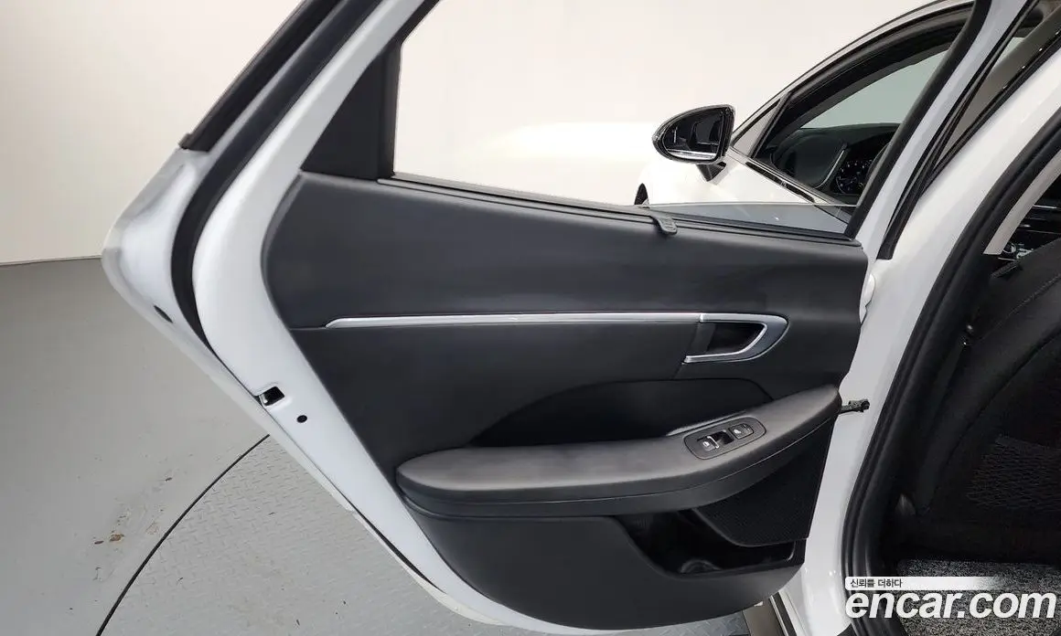 Hyundai Sonata 2020 1.6 автомат (гидро), фото 15