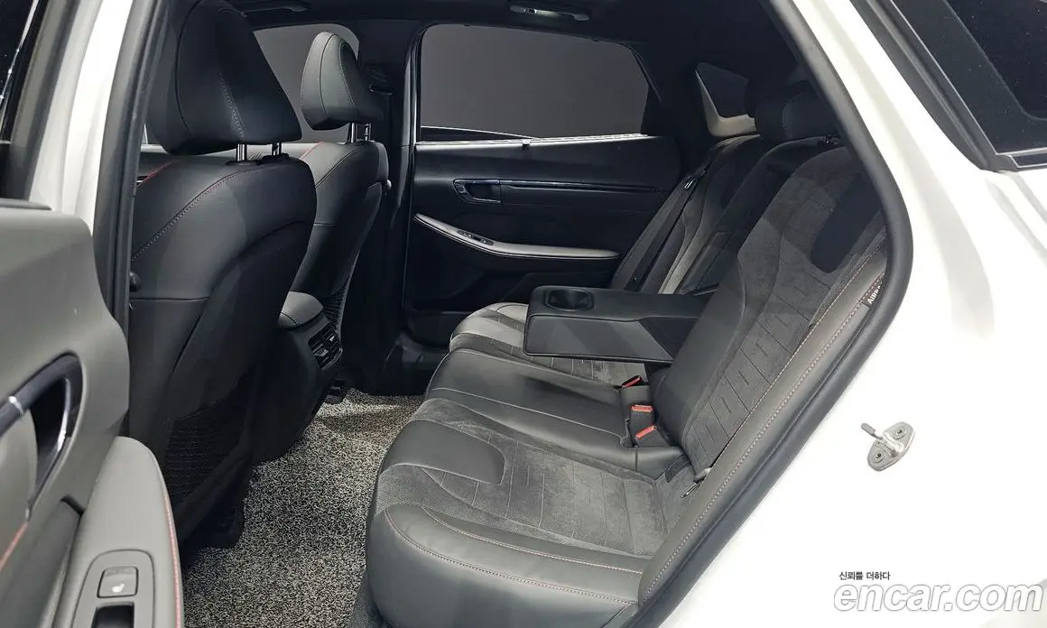 Hyundai Sonata 2023 2.5 автомат (гидро), фото 11