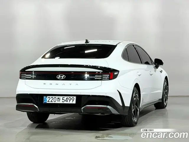 Hyundai Sonata 2024 1.6 автомат (гидро), миниатюра 8