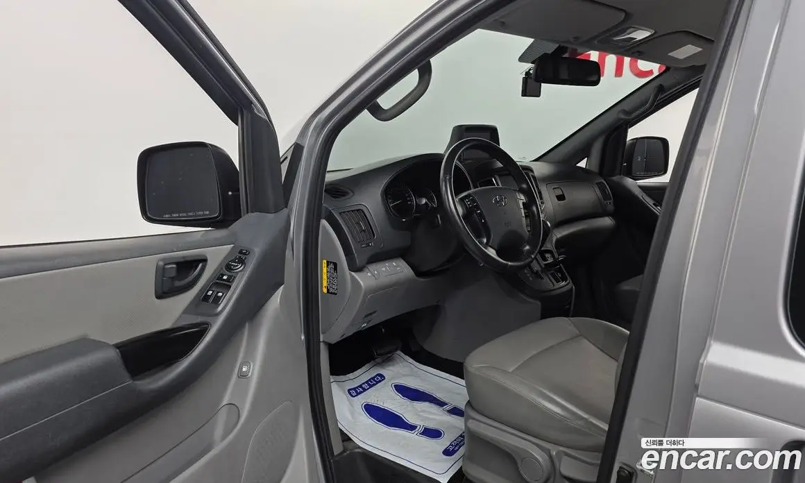 Hyundai Starex 2020 2.5 автомат (гидро), фото 13