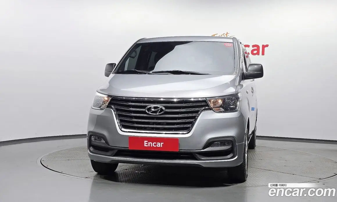 Hyundai Starex 2020 2.5 автомат (гидро), фото 3