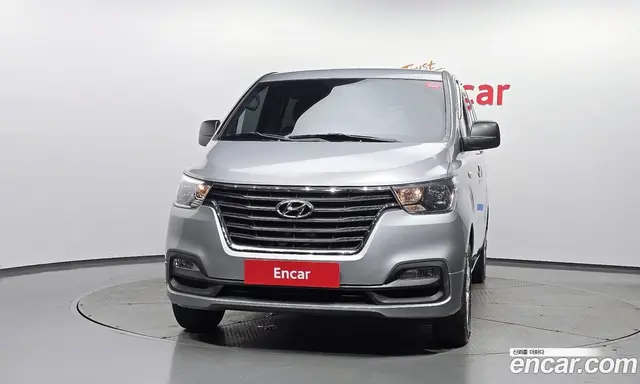 Hyundai Starex 2020 2.5 автомат (гидро), миниатюра 3