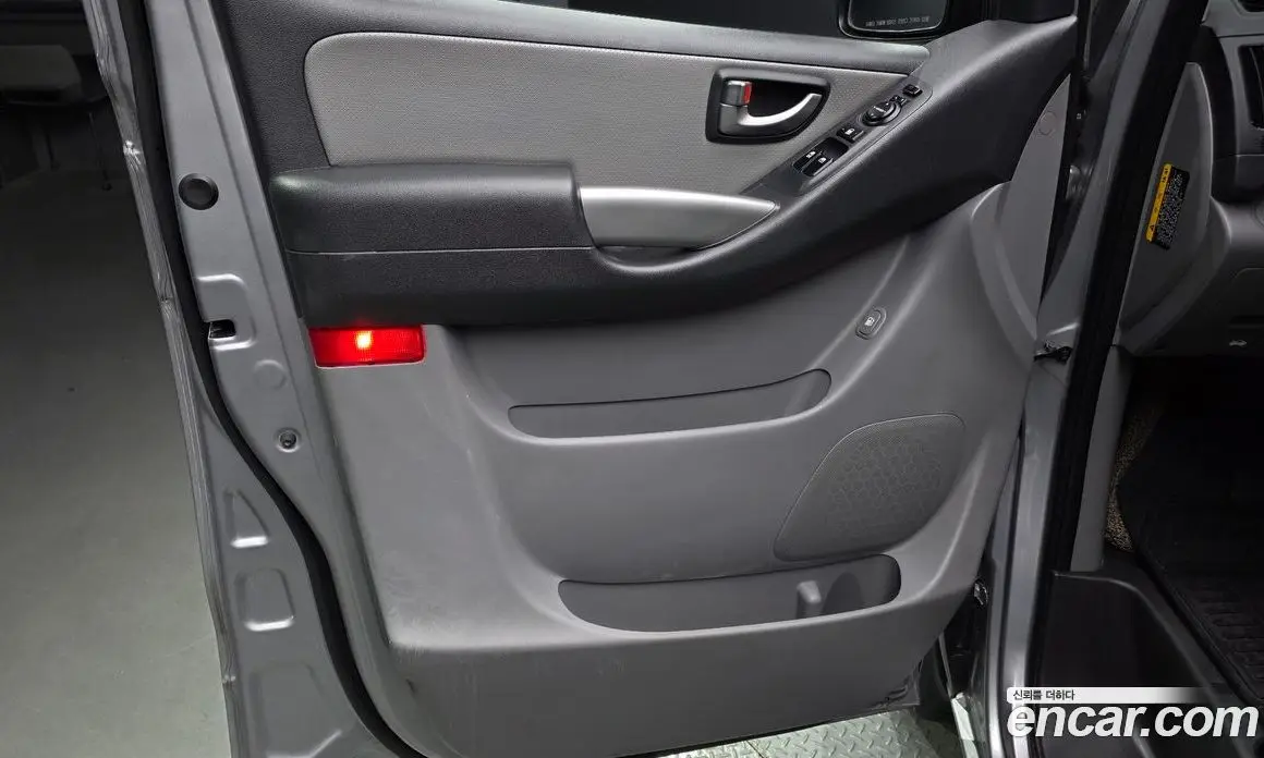 Hyundai Starex 2021 2.5 автомат (гидро), фото 14