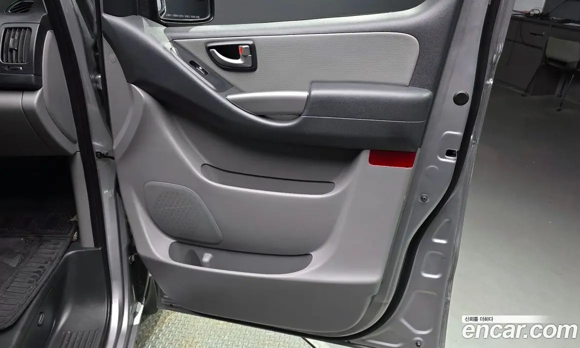 Hyundai Starex 2021 2.5 автомат (гидро), фото 15