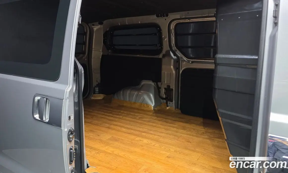 Hyundai Starex 2021 2.5 автомат (гидро), фото 18