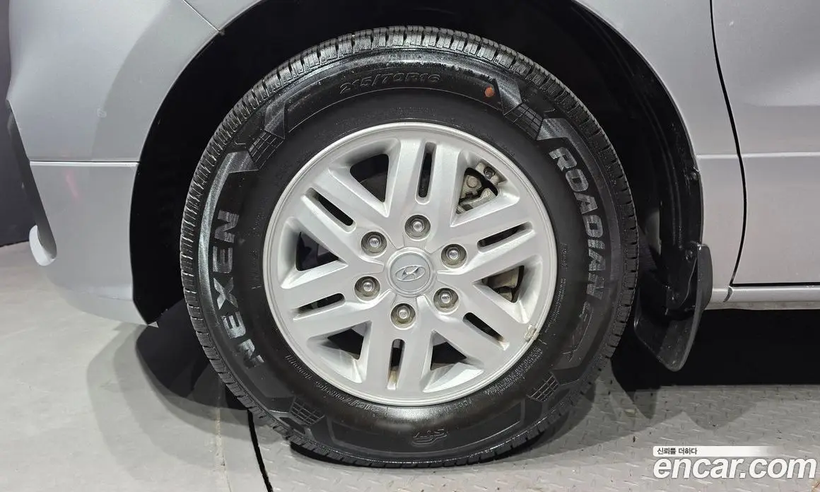 Hyundai Starex 2021 2.5 автомат (гидро), фото 5