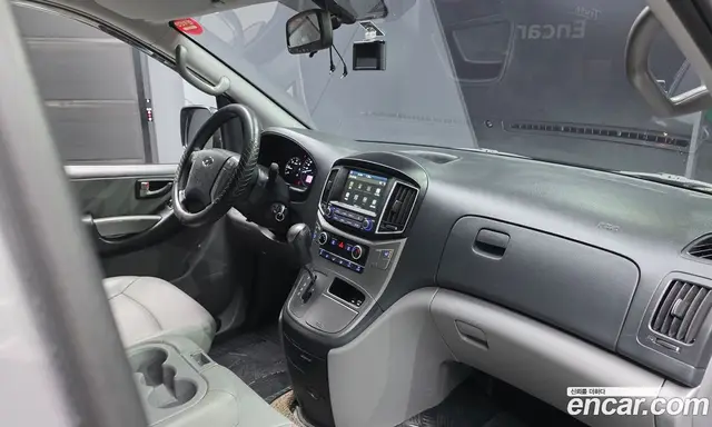 Hyundai Starex 2021 2.5 автомат (гидро), миниатюра 10