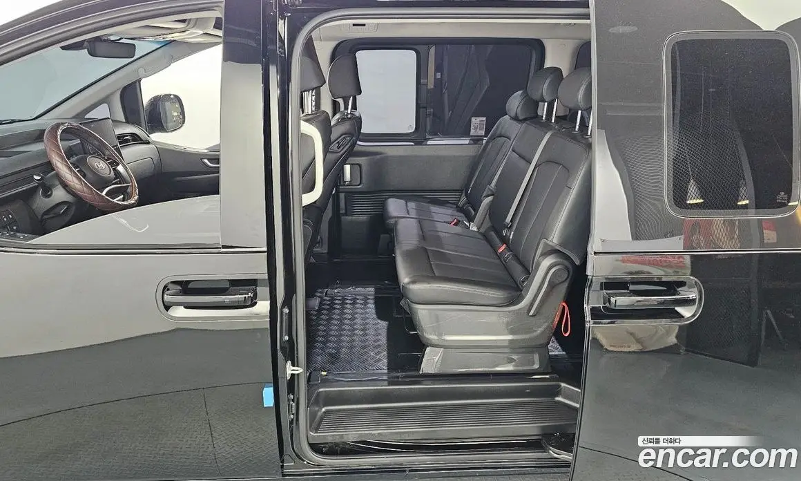 Hyundai Staria 2023 3.5 автомат (гидро), фото 18 Hyundai Staria 2023 3.5 автомат (гидро), фото 18