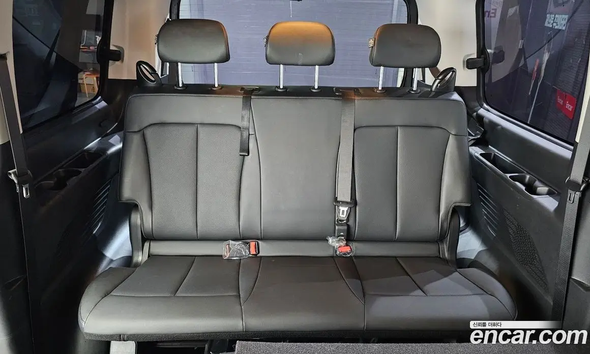 Hyundai Staria 2023 3.5 автомат (гидро), фото 19 Hyundai Staria 2023 3.5 автомат (гидро), фото 19