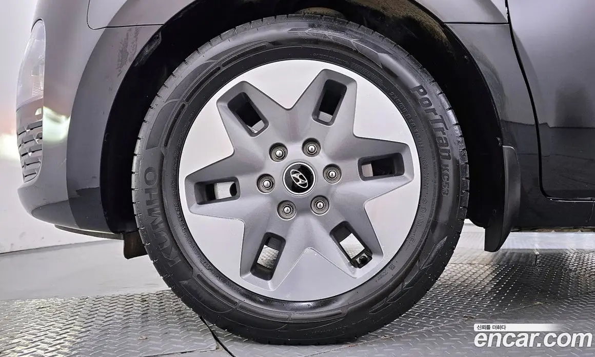 Hyundai Staria 2023 3.5 автомат (гидро), фото 5 Hyundai Staria 2023 3.5 автомат (гидро), фото 5