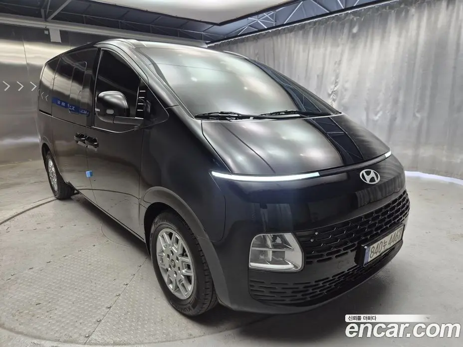 Hyundai Staria 2024 3.5 автомат (гидро), фото 3 Hyundai Staria 2024 3.5 автомат (гидро), фото 3