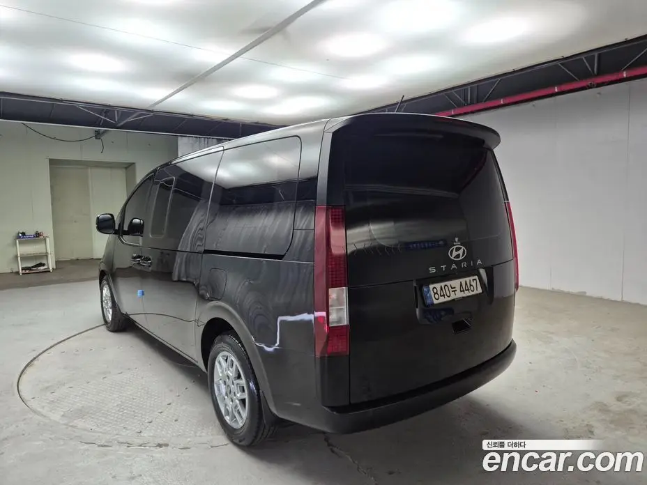 Hyundai Staria 2024 3.5 автомат (гидро), фото 10 Hyundai Staria 2024 3.5 автомат (гидро), фото 10