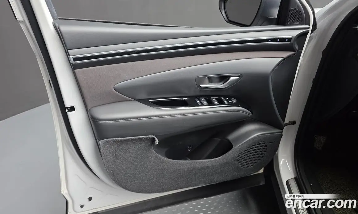 Hyundai Tucson 2022 1.6 автомат (гидро), фото 14