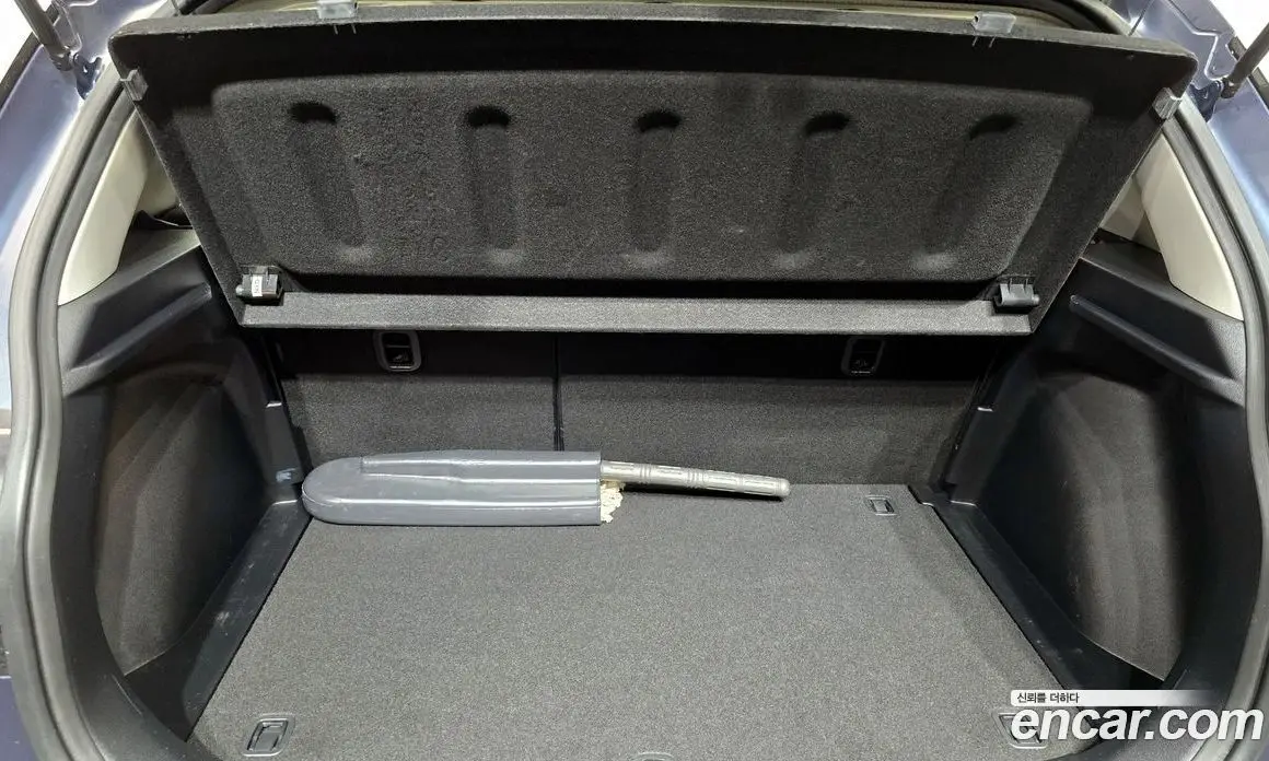 Hyundai Venue 2019 1.6 автомат (гидро), фото 30