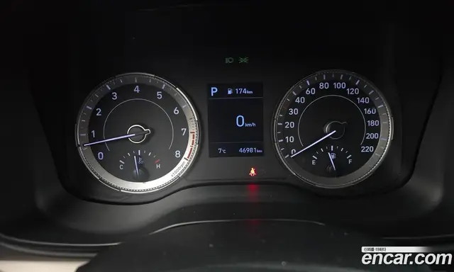 Hyundai Venue 2020 1.6 автомат (гидро), миниатюра 8 Hyundai Venue 2020 1.6 автомат (гидро), миниатюра 8