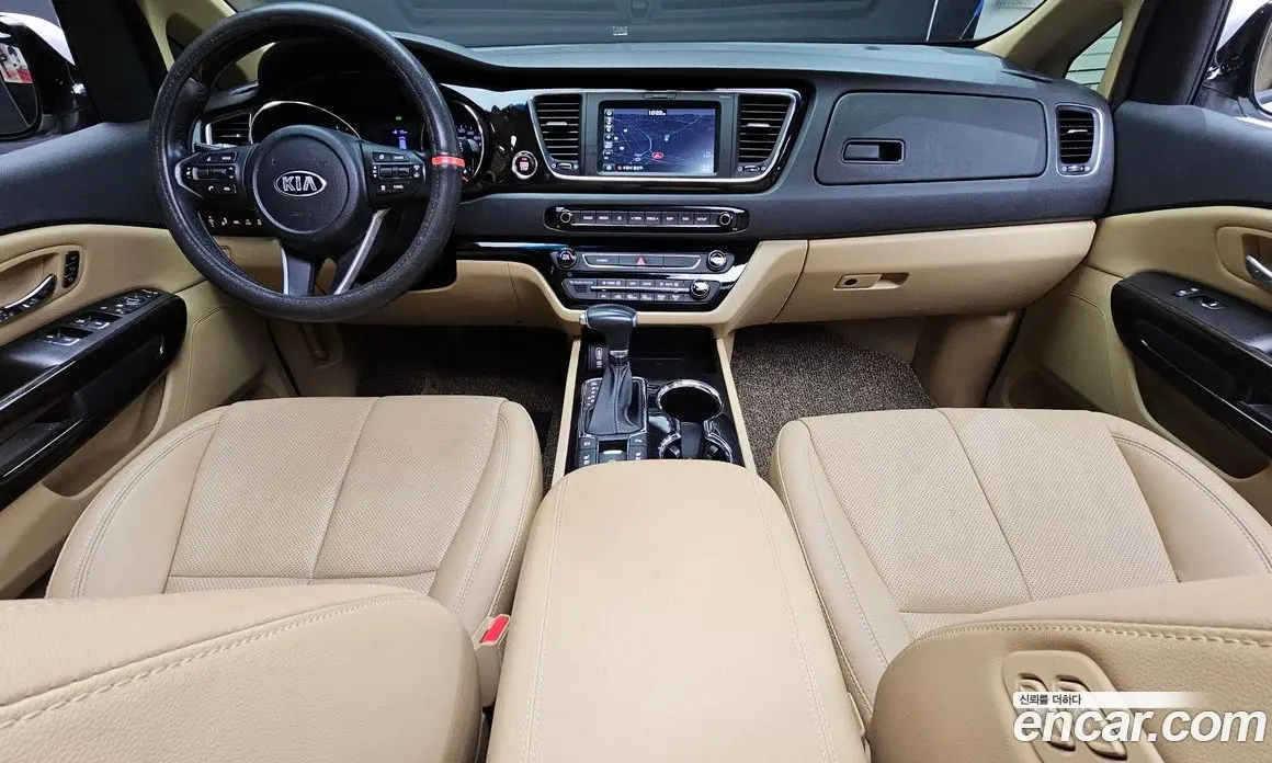 Kia Carnival 2019 2.2 автомат (гидро), фото 7