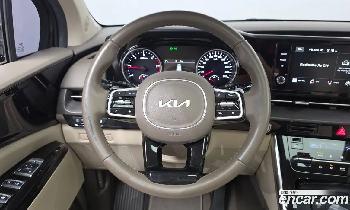 Kia Carnival 2022 2.2 автомат (гидро), фото 13