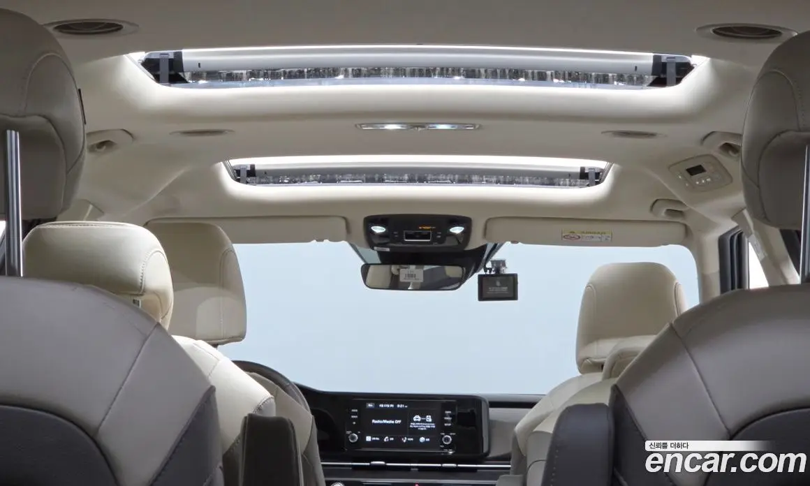 Kia Carnival 2022 2.2 автомат (гидро), фото 17