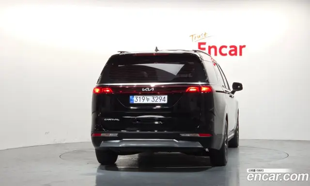 Kia Carnival 2022 2.2 автомат (гидро), миниатюра 4