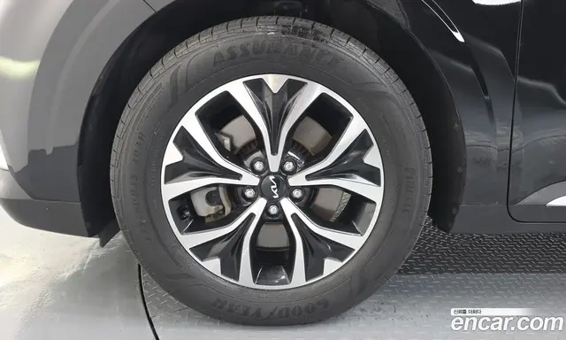 Kia Carnival 2022 2.2 автомат (гидро), миниатюра 5