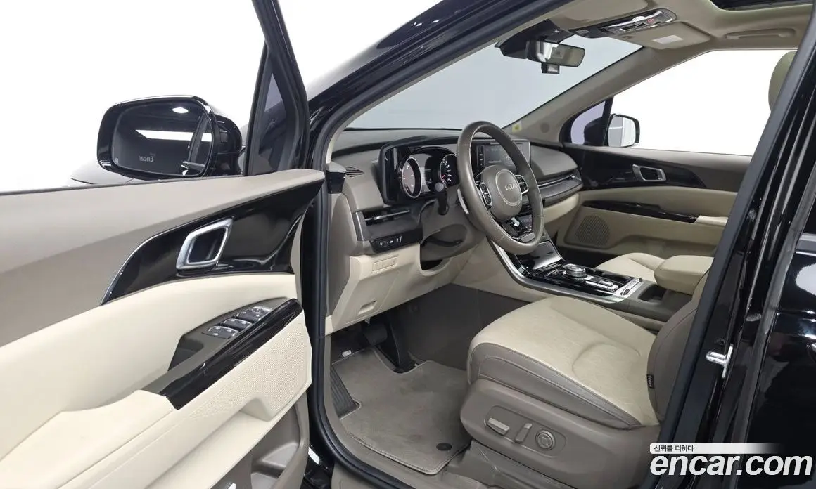 Kia Carnival 2022 2.2 автомат (гидро), фото 10