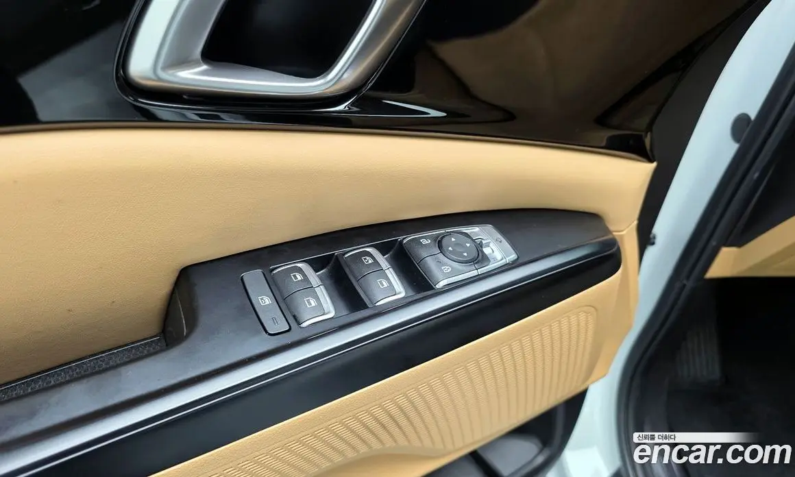 Kia Carnival 2023 2.2 автомат (гидро), фото 28
