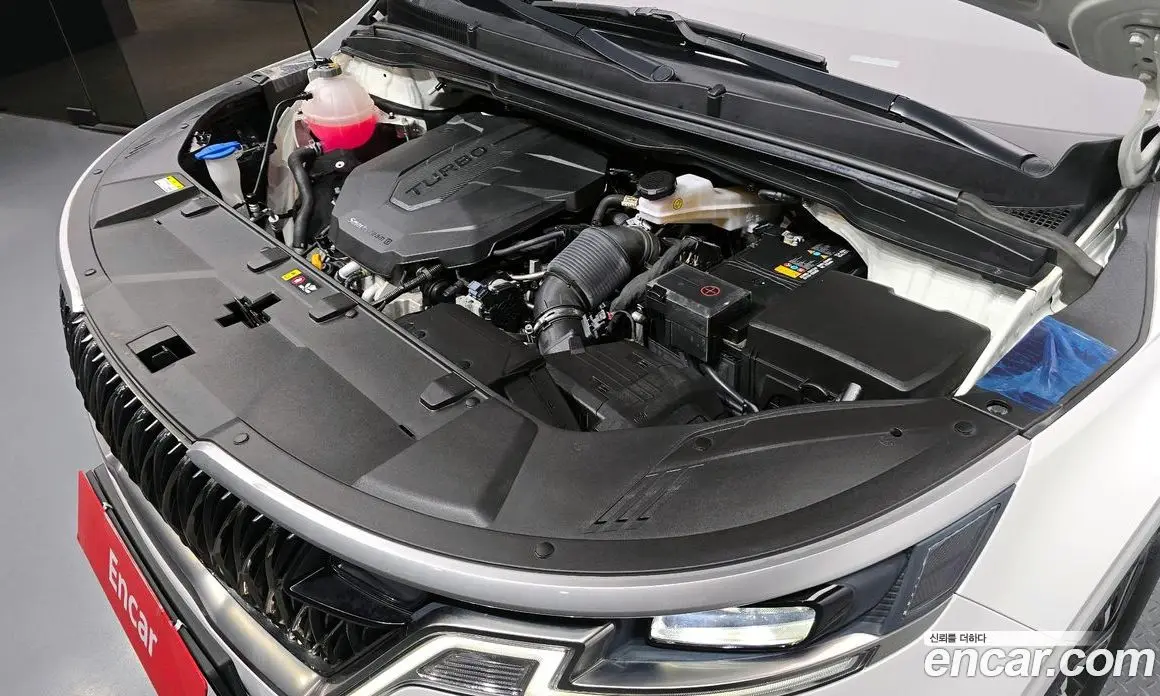 Kia Carnival 2023 2.2 автомат (гидро), фото 6