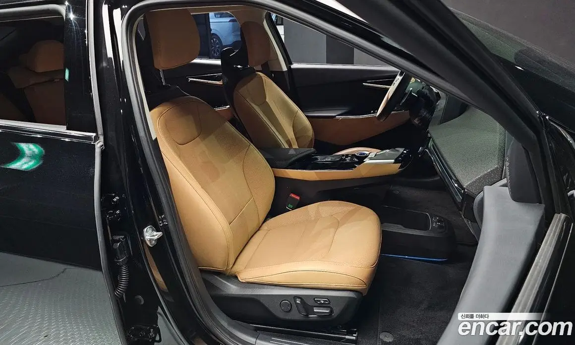 Kia EV6 2023 0.1 автомат (гидро), фото 17