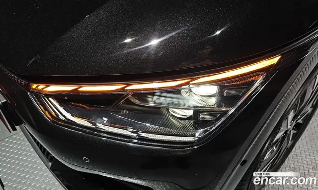 Kia EV6 2023 0.1 автомат (гидро), миниатюра 8