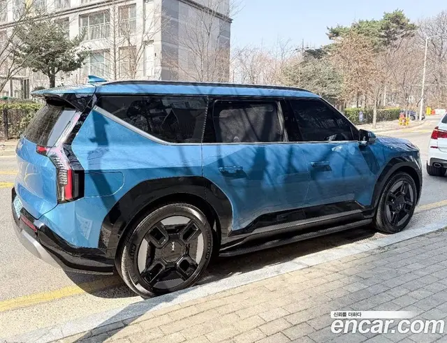 Kia EV9 2025 2.0 автомат (гидро), миниатюра 2