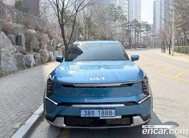 Kia EV9 2025 2.0 автомат (гидро), миниатюра 3