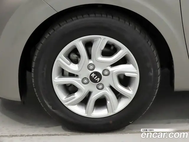 Kia Morning 2019 1.0 автомат (гидро), миниатюра 5