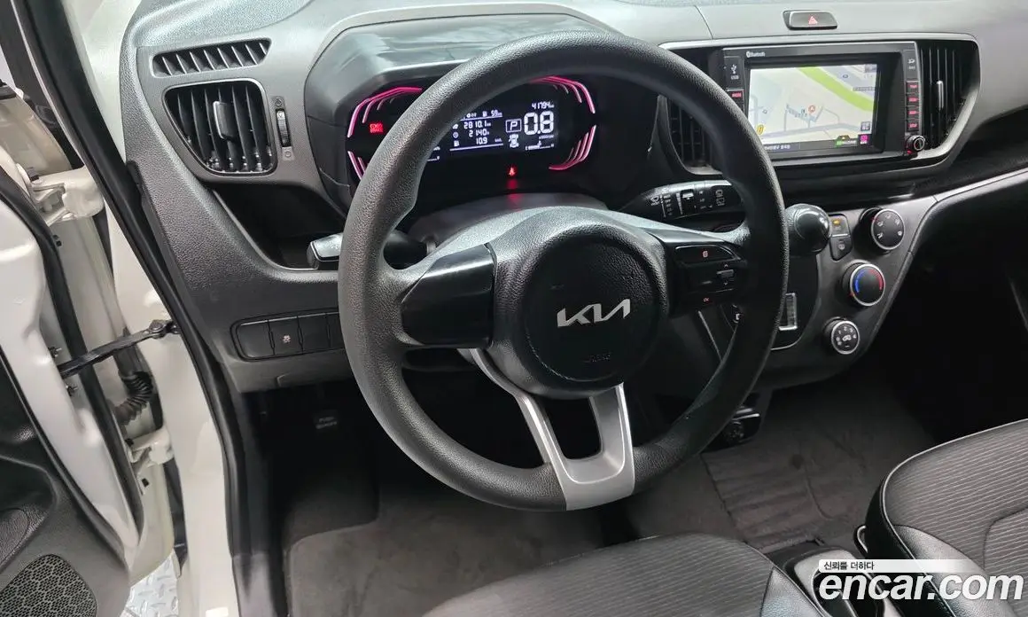 Kia Ray 2023 1.0 автомат (гидро), фото 18