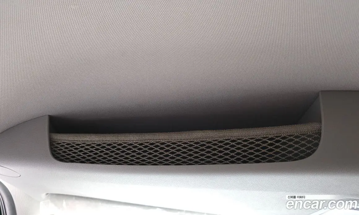 Kia Ray 2023 1.0 автомат (гидро), фото 25