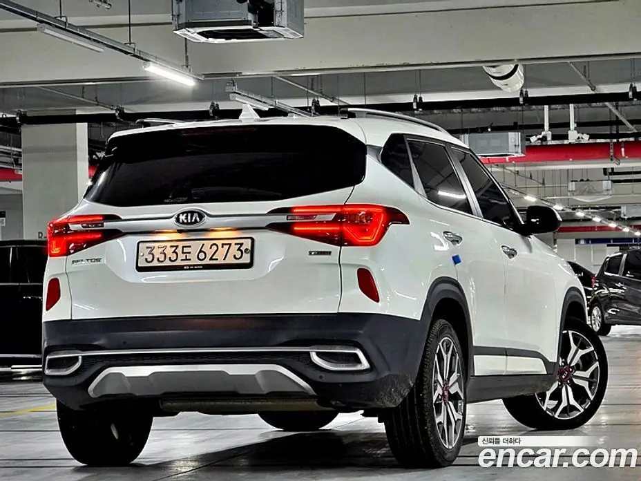 Kia Seltos 2020 1.6 автомат (гидро), фото 12