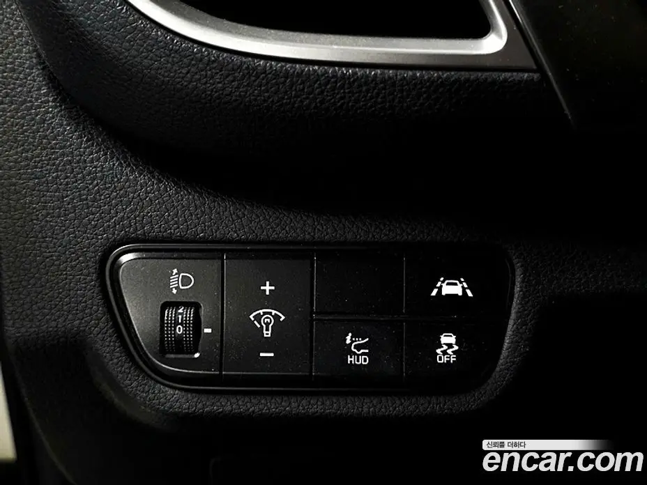 Kia Seltos 2020 1.6 автомат (гидро), фото 20