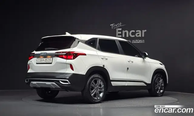 Kia Seltos 2022 1.6 автомат (гидро), миниатюра 2