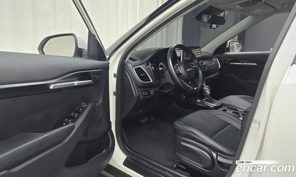 Kia Seltos 2022 1.6 автомат (гидро), фото 13