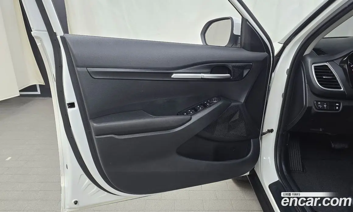 Kia Seltos 2022 1.6 автомат (гидро), фото 14