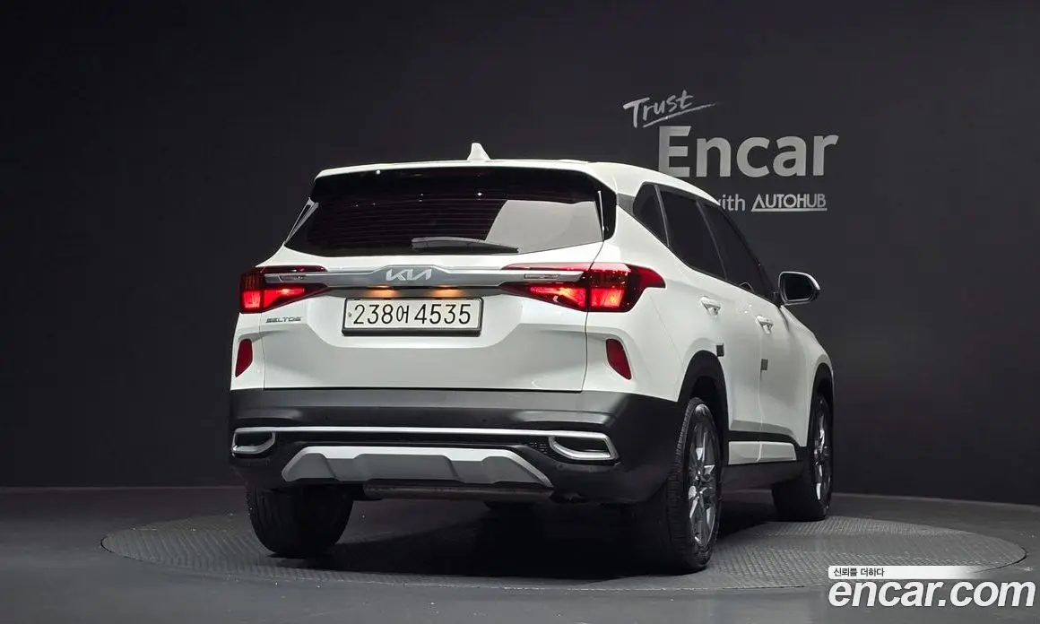 Kia Seltos 2022 1.6 автомат (гидро), фото 4