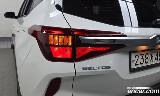Kia Seltos 2022 1.6 автомат (гидро), миниатюра 9