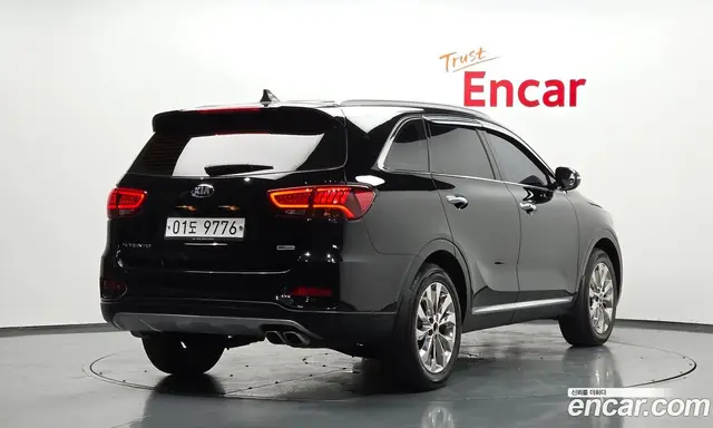 Kia Sorento 2017 2.0 автомат (гидро), миниатюра 2