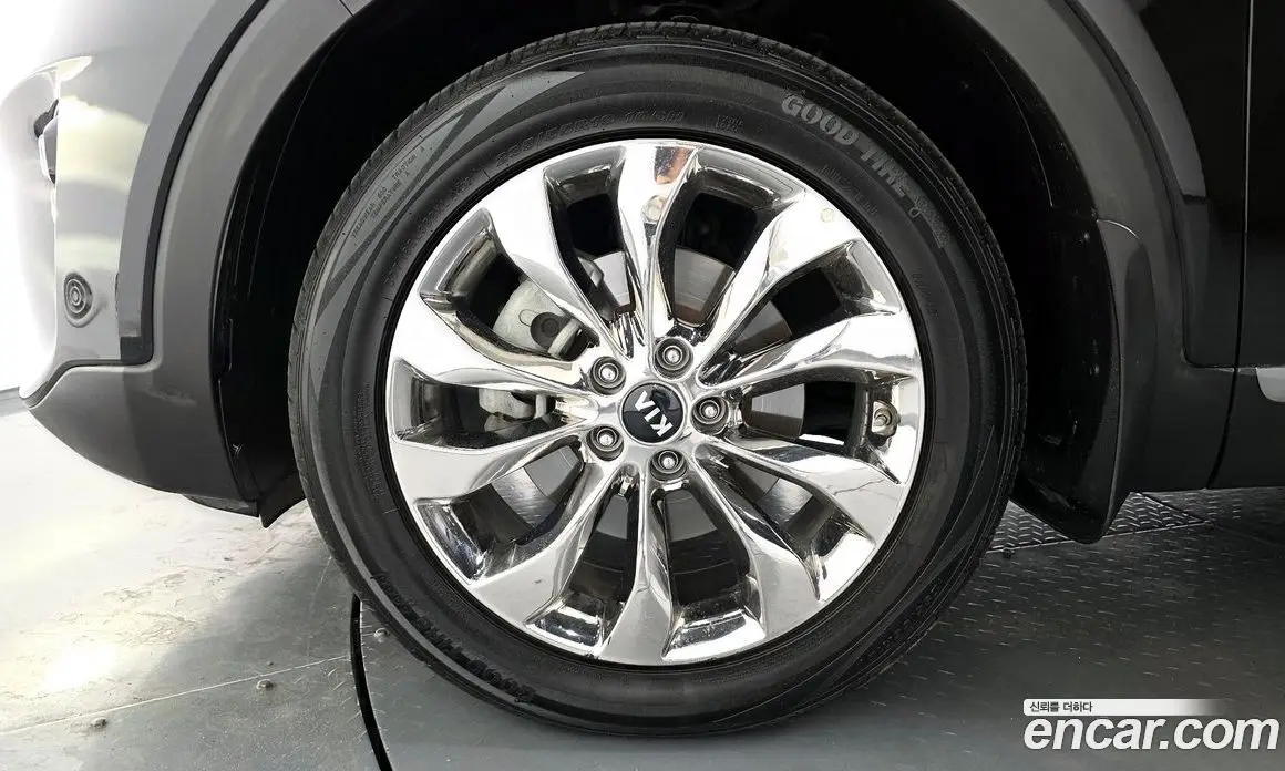 Kia Sorento 2017 2.0 автомат (гидро), фото 5