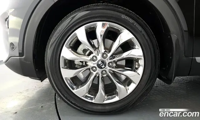 Kia Sorento 2017 2.0 автомат (гидро), миниатюра 5