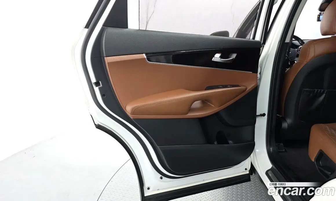 Kia Sorento 2019 2.0 автомат (гидро), фото 15