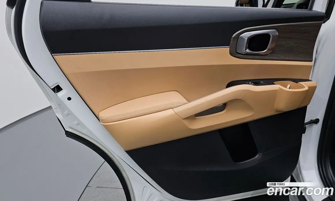 Kia Sorento 2022 2.2 автомат (гидро), фото 14